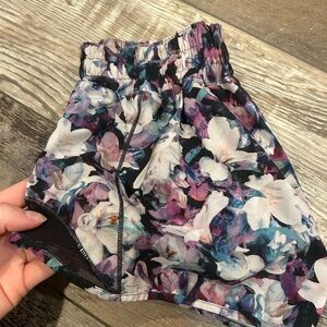 Lululemon Hotty Hots